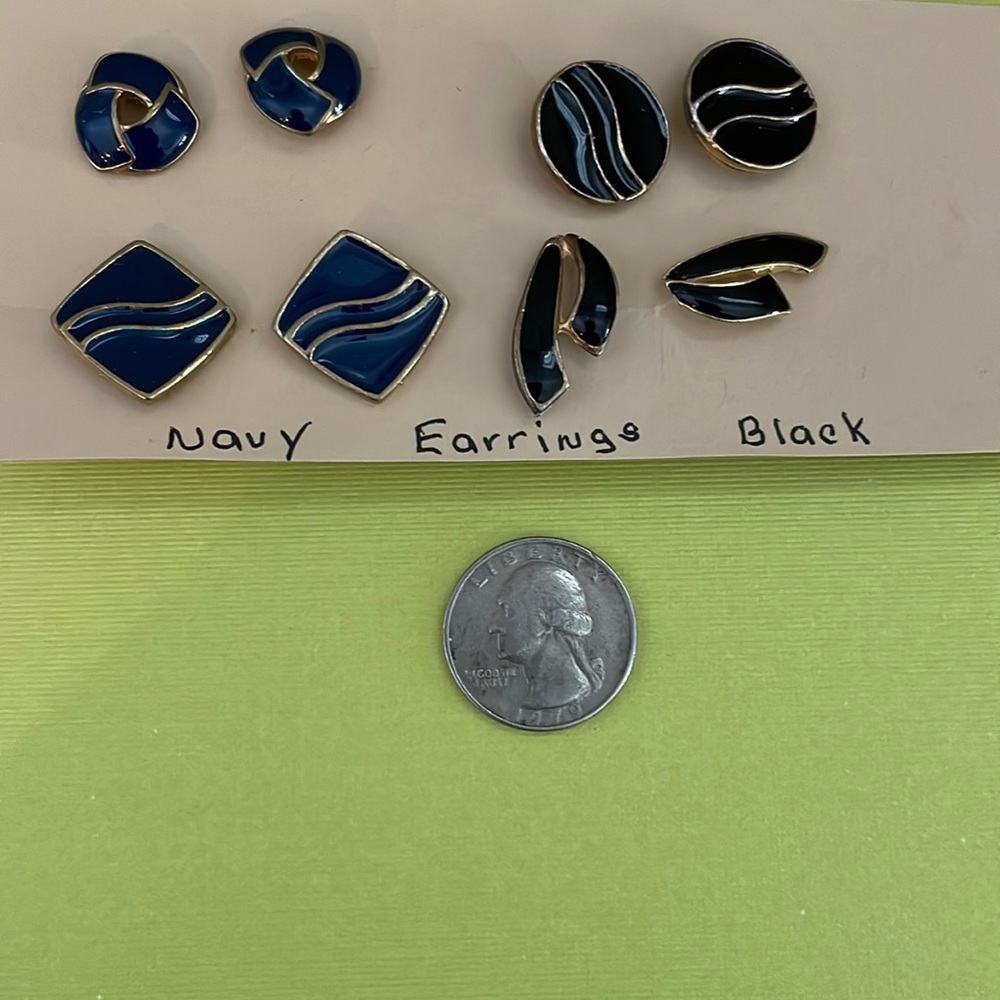 Vintage Earrings 2 Pair Navy & Gold            2 Pair Black & Gold